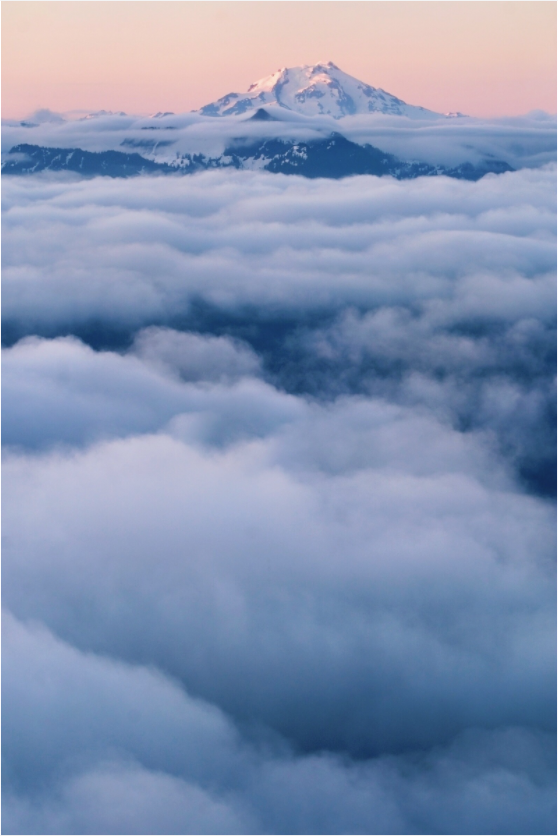 Main image Mount Rainier at dawn from Sauk Mountain, acrylic glass, ready to hang